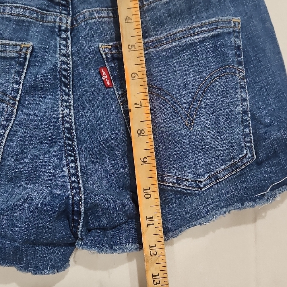 Levi's Classic Blue Jean Shorts Cutoffs size 27 - Picture 5 of 6